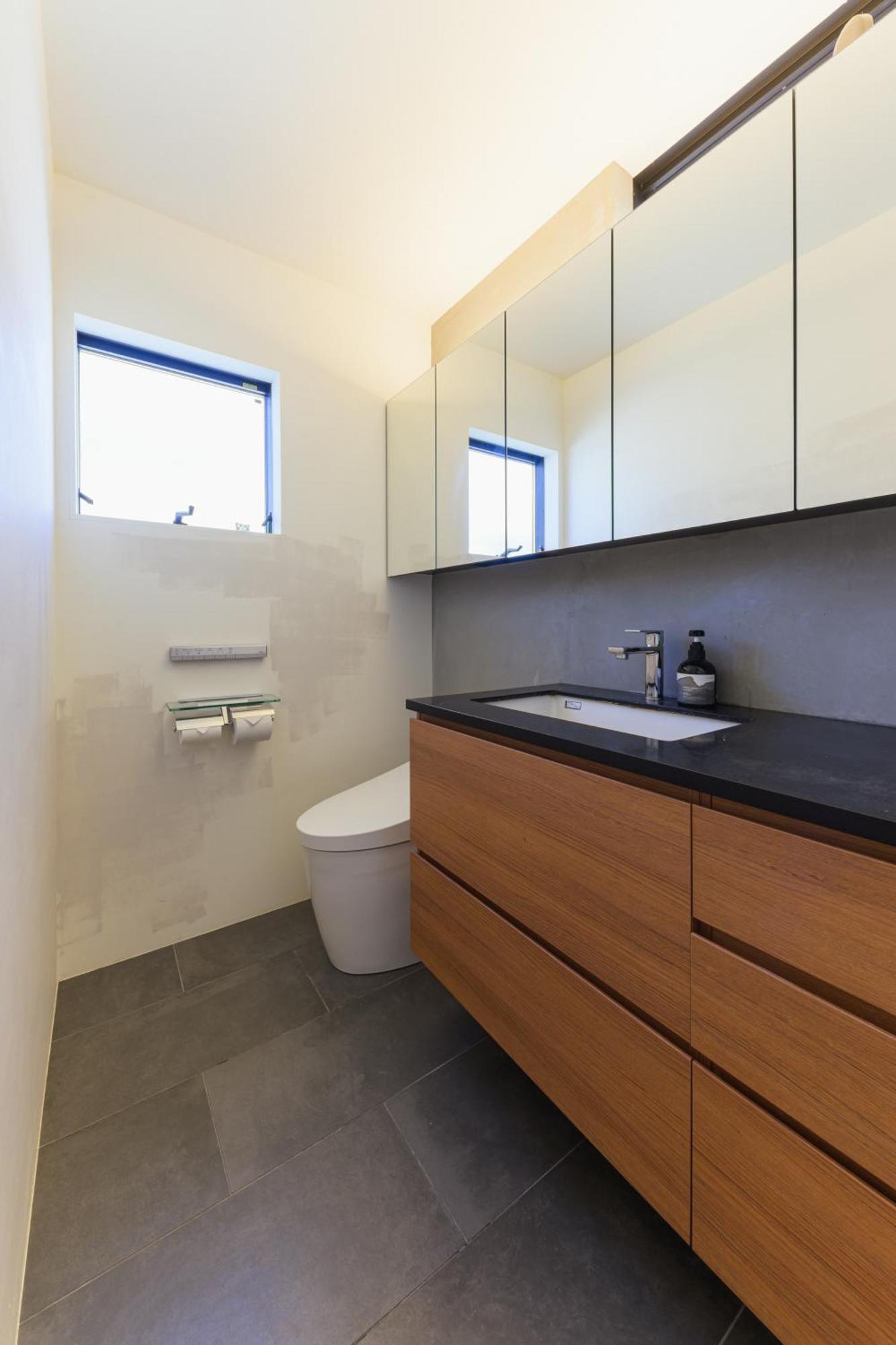Ririleo Koenji Apartment